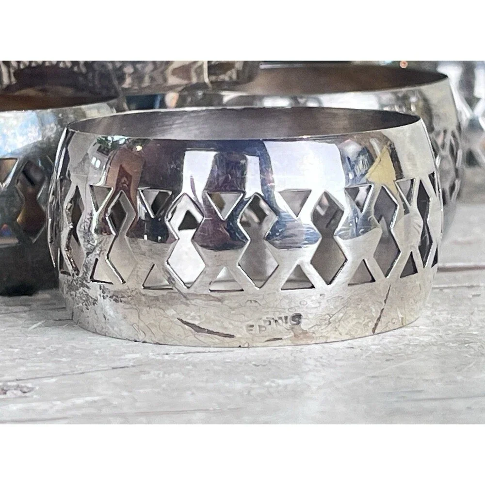 Vintage English Ornate Silver Plated EPNS Napkin Rings Tableware (Set Of 8)